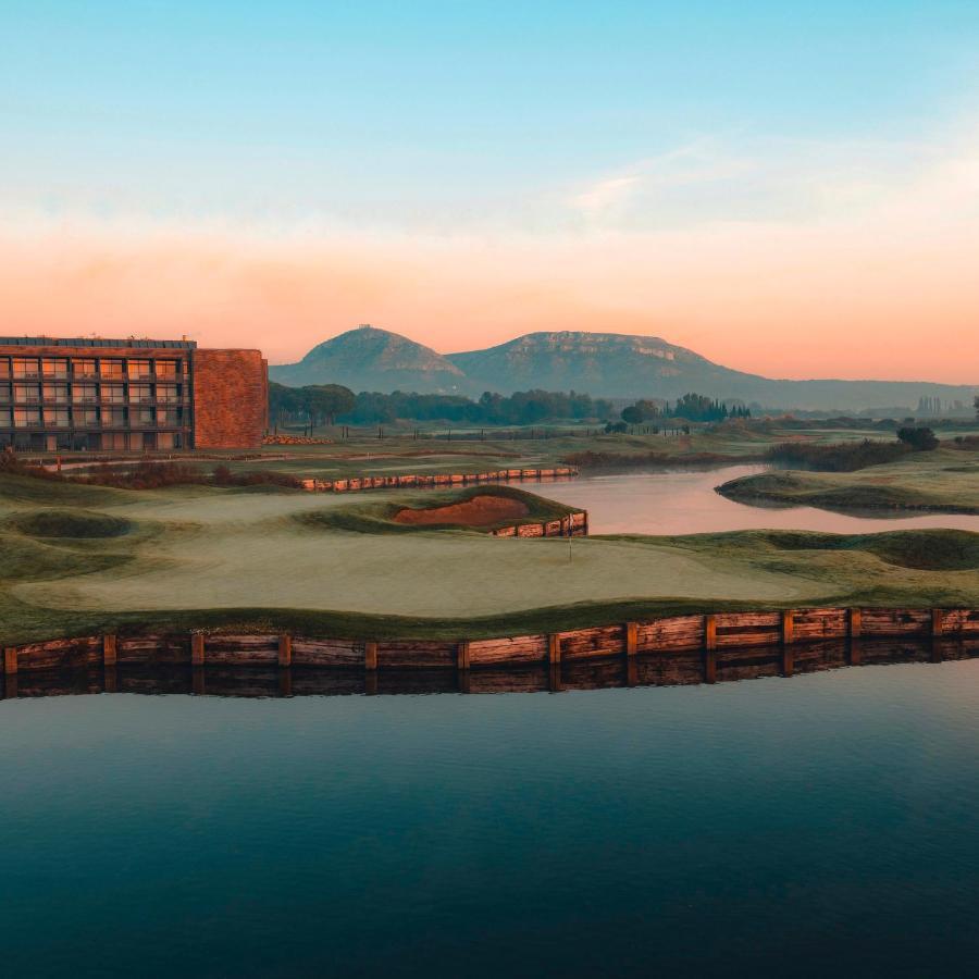 Emporda Golf Resort Torroella De Montgri Bagian luar foto