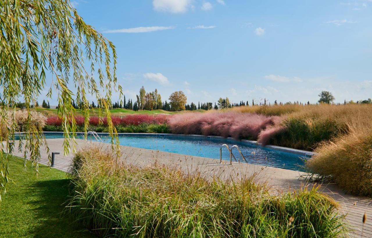 Emporda Golf Resort Torroella De Montgri Bagian luar foto