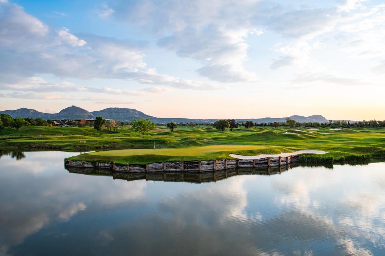 Emporda Golf Resort Torroella De Montgri Bagian luar foto