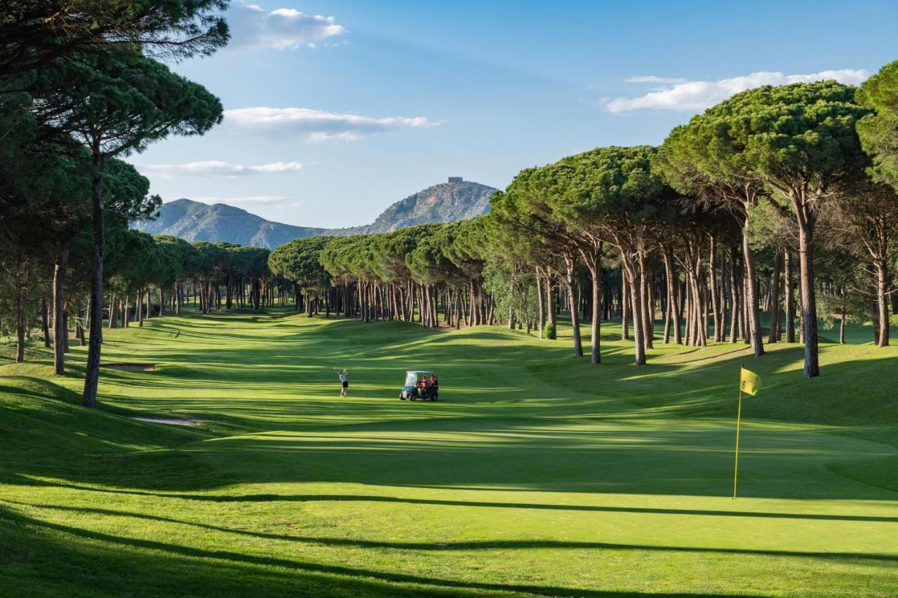 Emporda Golf Resort Torroella De Montgri Bagian luar foto